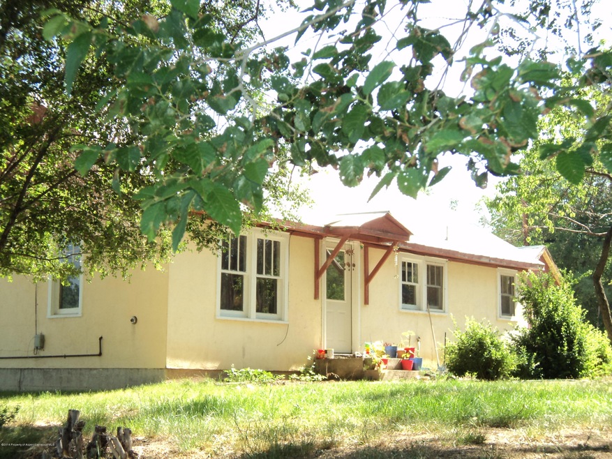 695 Colorado St, Craig, CO 81625 - photo 1