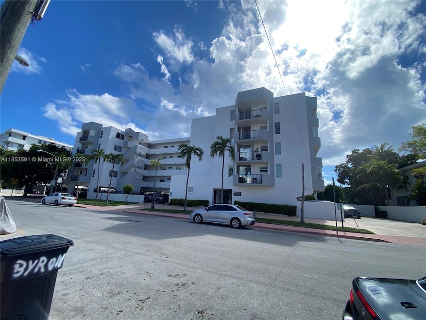 7921 Byron Ave unit 507, Miami Beach, FL 33141 - photo 1
