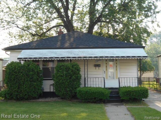 26410 Clancy St, Roseville, MI 48066 - photo 1