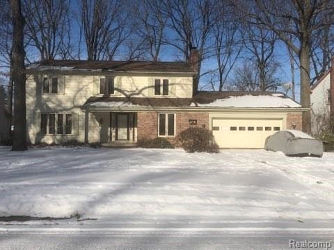 1718 Lynbrook Dr, Flint, MI 48507 - photo 1
