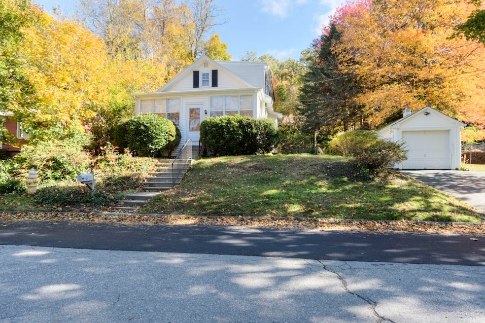 12 Drexel St, Worcester, MA 01602 - photo 1