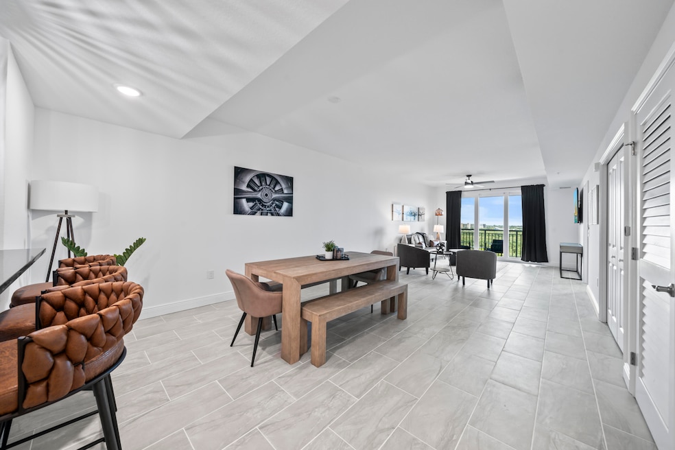 735 Pilot Ln unit 812, Merritt Island, FL 32952 - photo 1