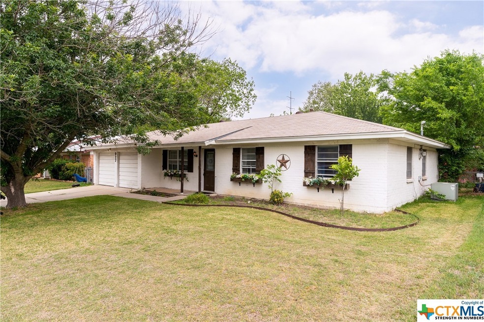 927 Willowbrook St, Copperas Cove, TX 76522 - photo 1