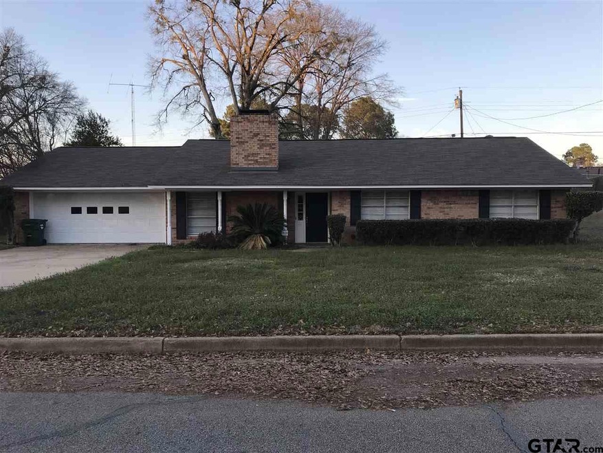 606 606 David Dr, Tyler, TX 75703 - photo 1