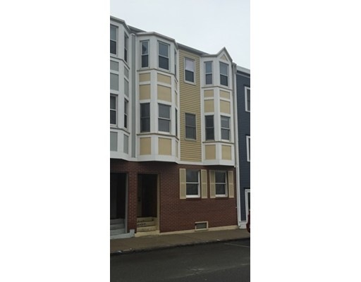 206 H St, Boston, MA 02127 - photo 1