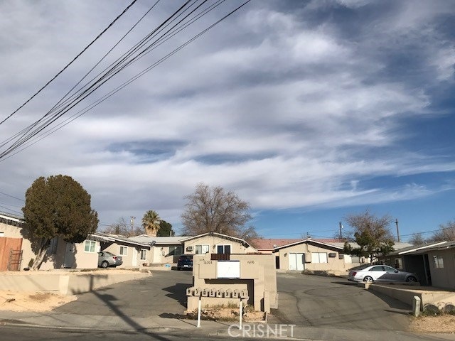 16268 Hughes Rd, Victorville, CA 92395 - photo 1