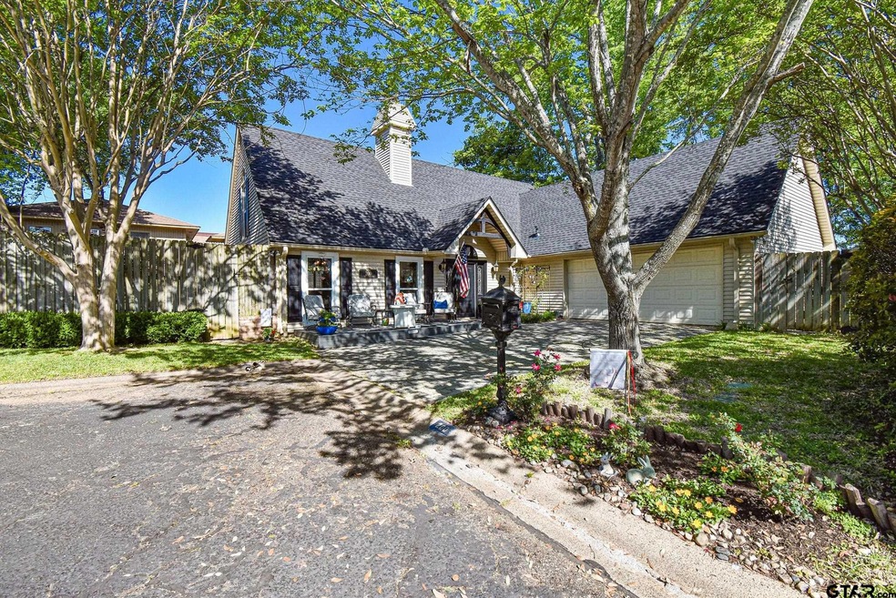 200 200 First Crossing Ln, Tyler, TX 75703 - photo 1