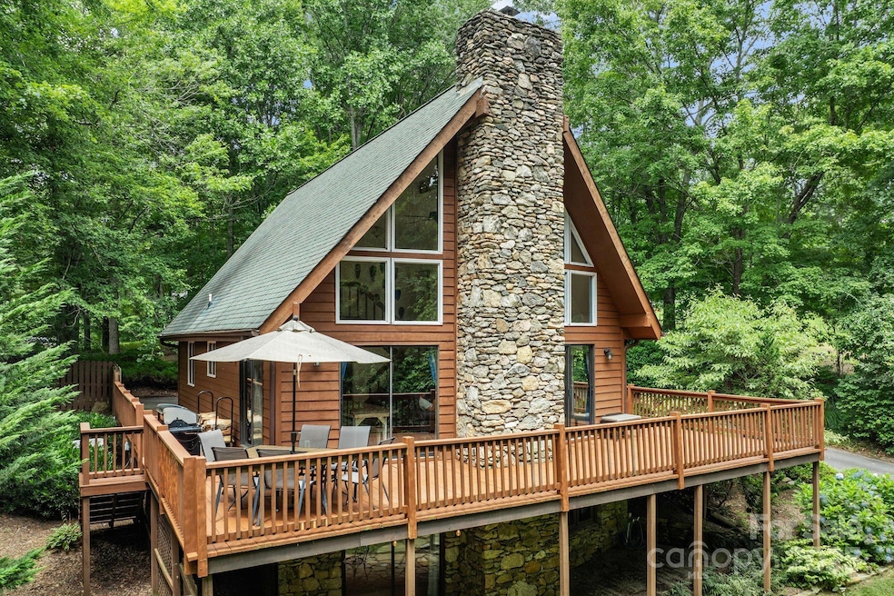 Under Contract $549,000