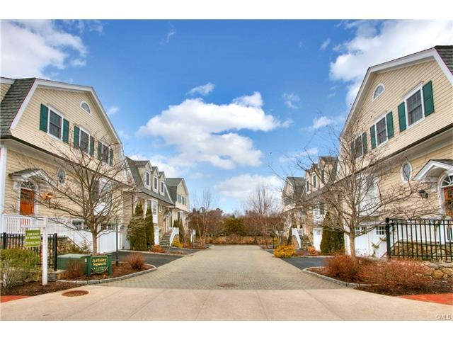2 Maple St unit 10, New Canaan, CT 06840 - photo 1