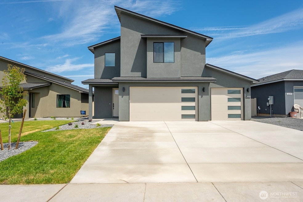 896 L St NE, Ephrata, WA 98823 - photo 1