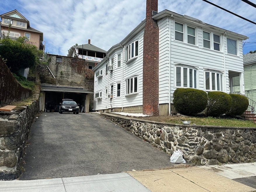 142 Langdon Ave unit 1, Watertown, MA 02472 - photo 1