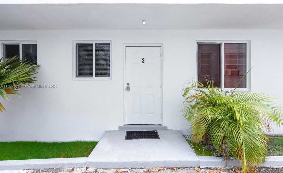 828 SW 2nd St unit 3, Miami, FL 33130 - photo 1