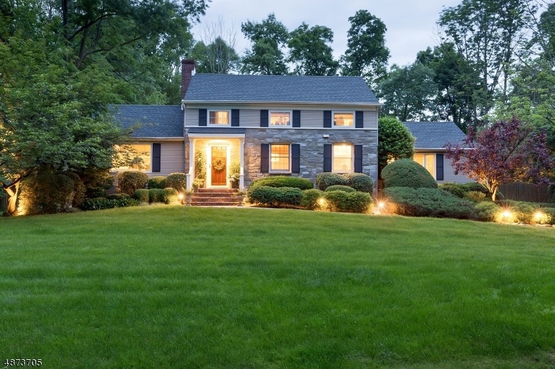 45 Pine Ct, New Providence, NJ 07974 - photo 1