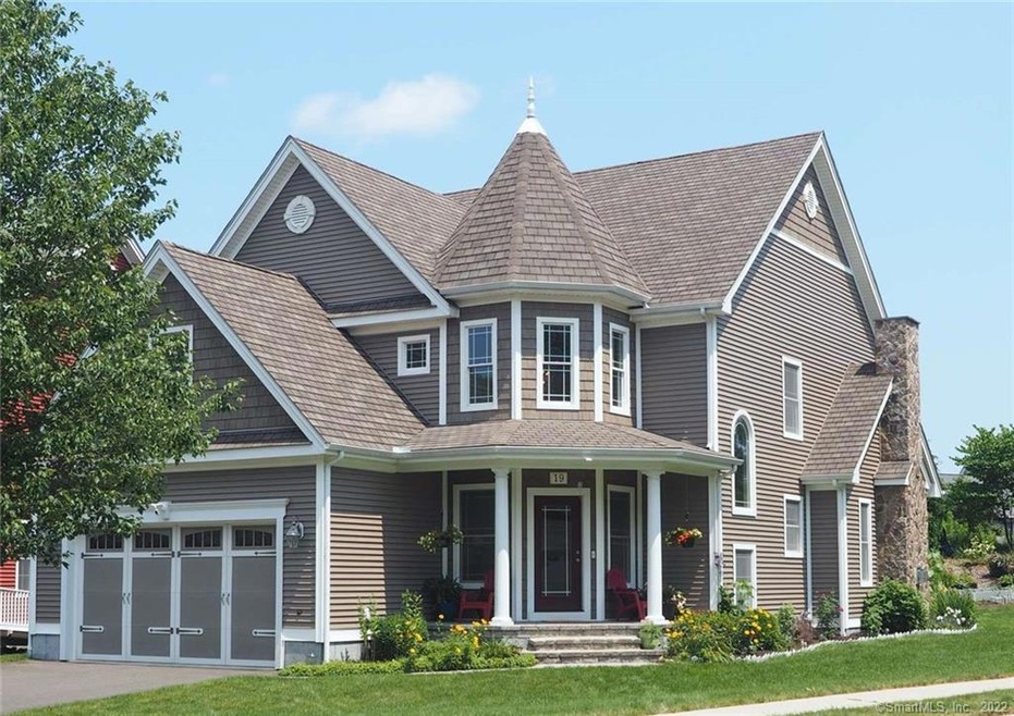 19 Birmingham Cir, Unionville, CT 06085 - photo 1