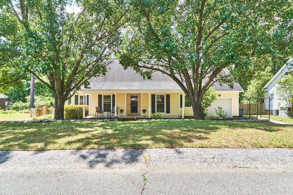 2929 Delaware Dr, Fayetteville, NC 28304 - photo 1