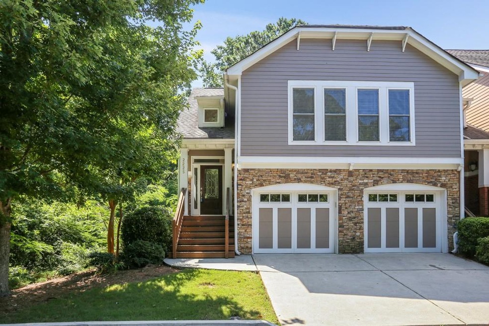 Welcome home to this kitchen level entry end unit 