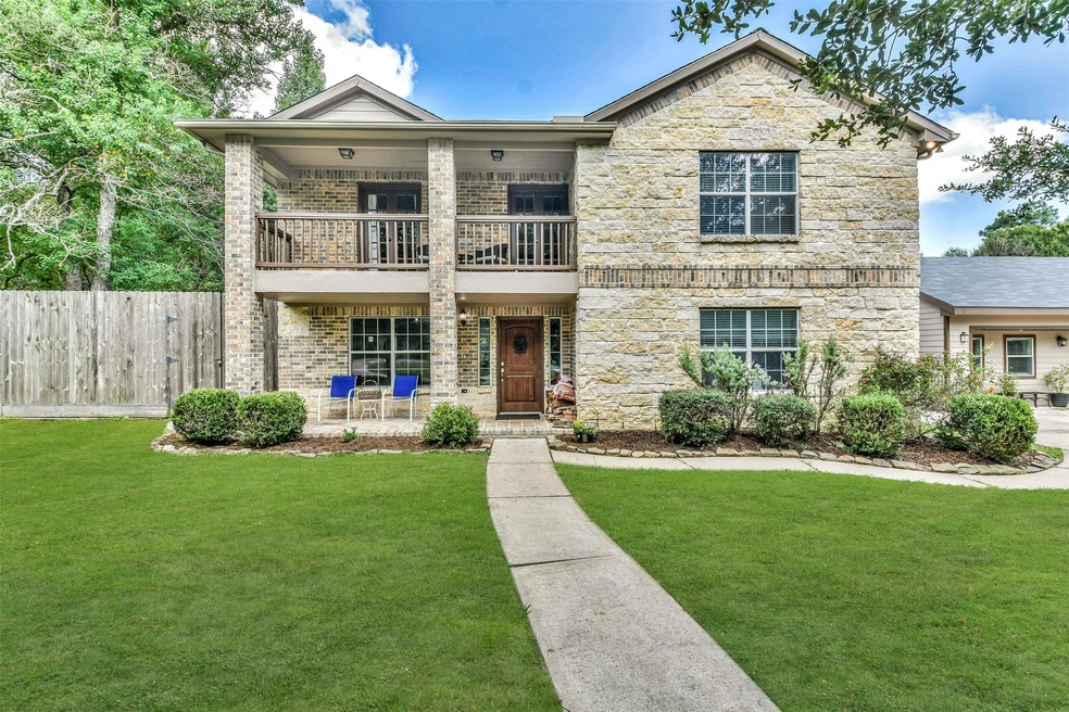 606 W Rollingwood St, Pinehurst, TX 77362 - photo 1