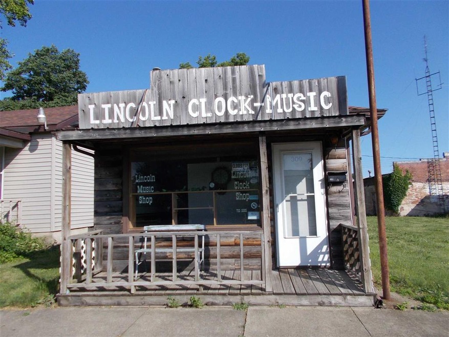 309 S Sangamon St, Lincoln, IL 62656 - photo 1