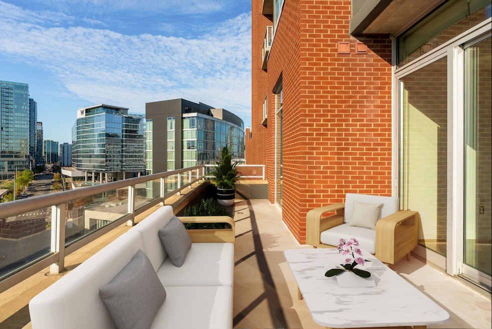 ICON in the Gulch unit 829, Nashville, TN 37203 - photo 1