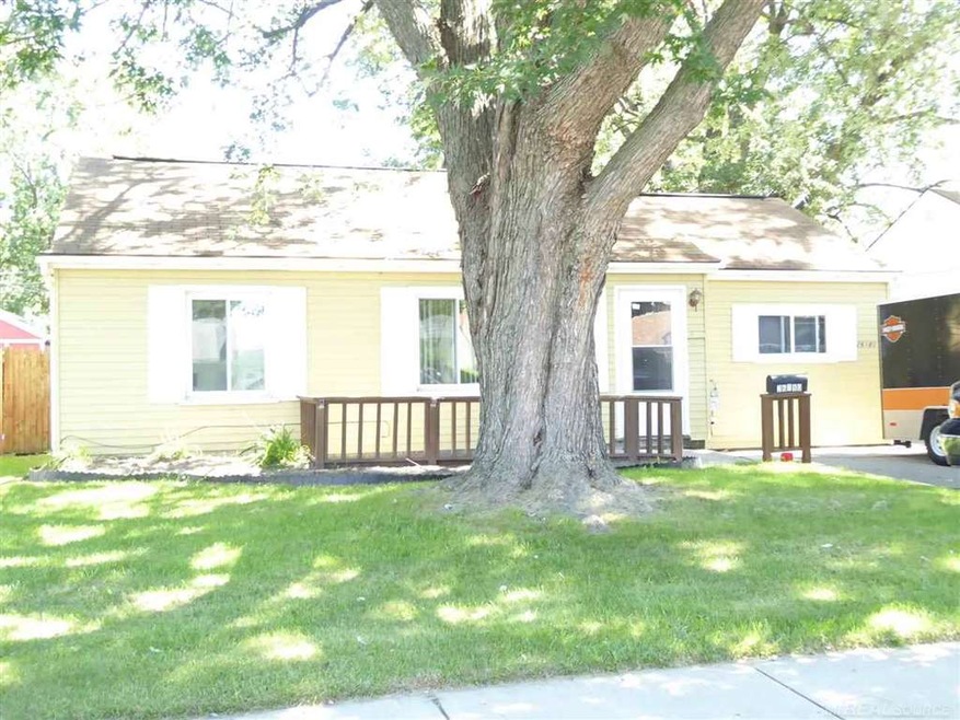 26180 Nagel St, Roseville, MI 48066 - photo 1