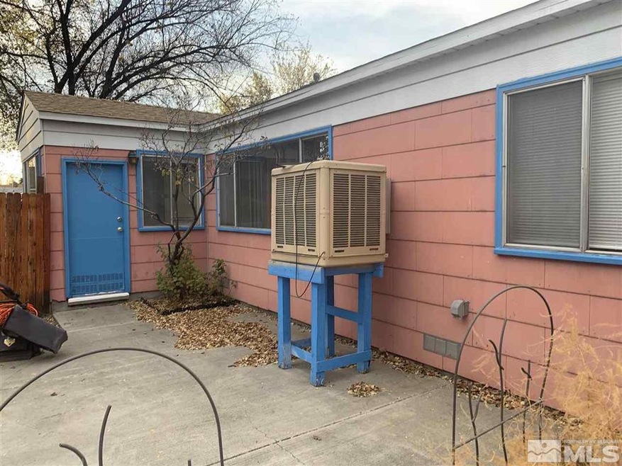 849 G St unit A, Sparks, NV 89431 - photo 1