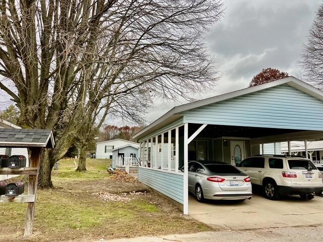 176 Cherry Ct, Muskegon, MI 49445 - photo 1