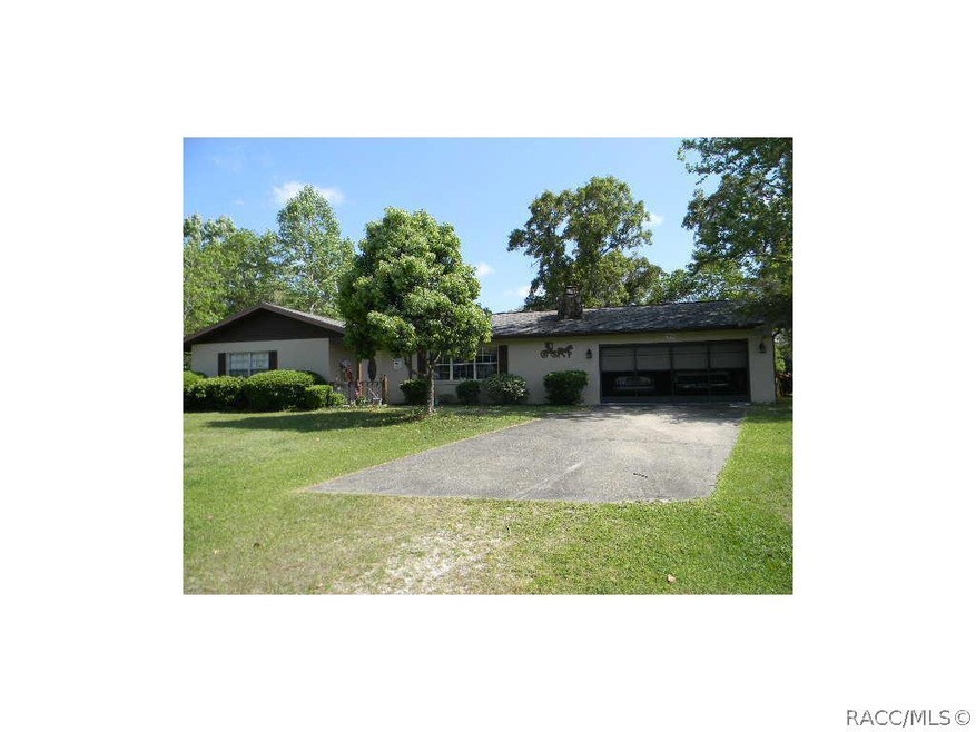 Front view of home