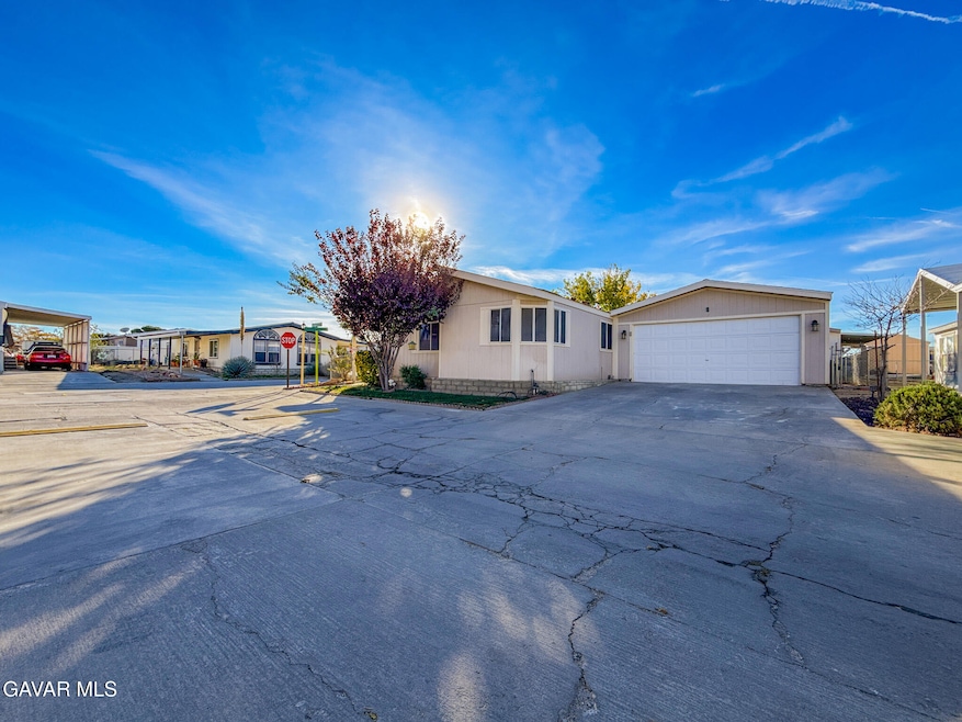 45465 25th St E unit 262, Lancaster, CA 93535 - photo 1