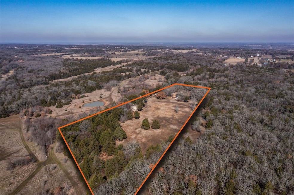 790 Saddle Tree Ln, Denison, TX 75021 - photo 1