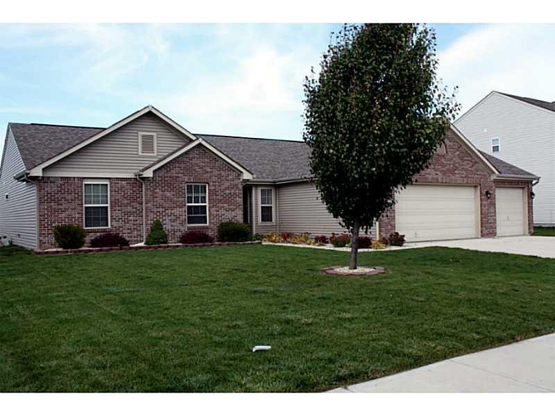 12778 End Zone Dr, Fishers, IN 46037 - photo 1