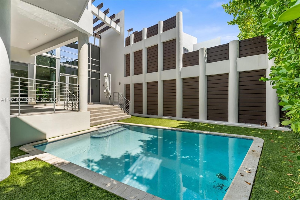 For Sale $3,000,000 • Co-Listing Agent