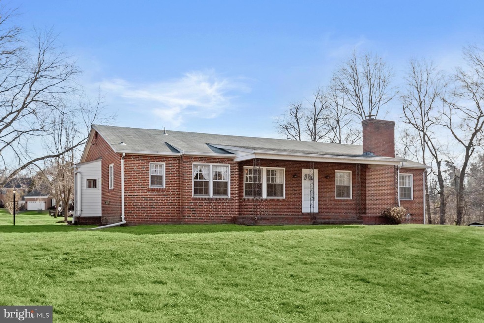 5300 Lynn Ln, Ellicott City, MD 21043 - photo 1