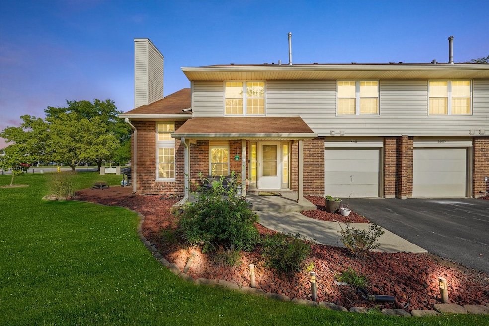 For Sale $275,000 • Co-Listing Agent