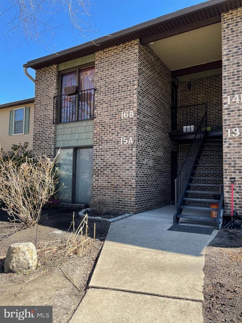 15 W Bluebell Ln, Mount Laurel, NJ 08054 - photo 1