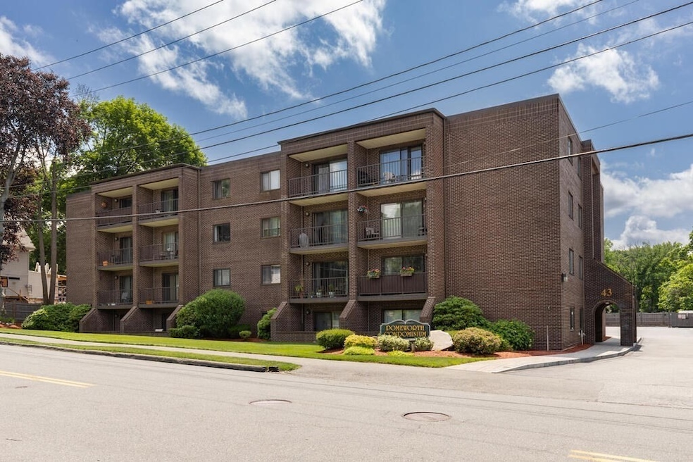 43 Pomeworth St unit 45, Stoneham, MA 02180 - photo 1