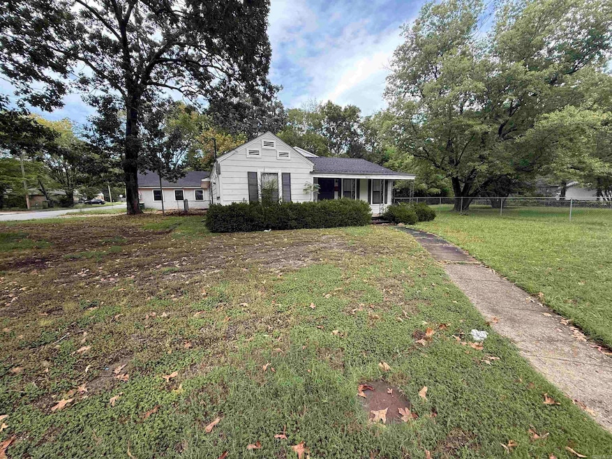 4820 W 29th St, Little Rock, AR 72204 - photo 1