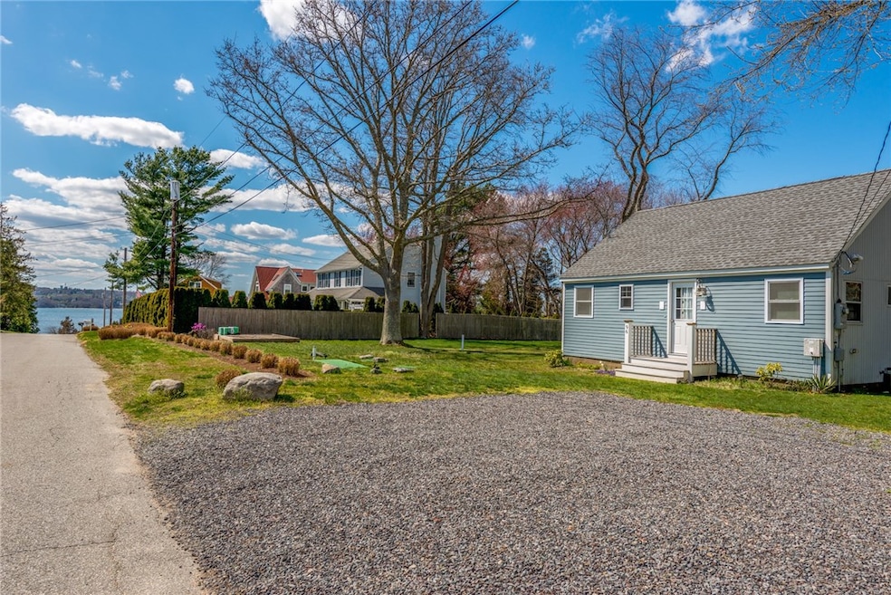 96 Stern St, Jamestown, RI 02835 - photo 1