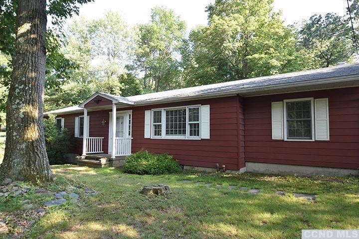 12 Cedar Ln, Rhinebeck, NY 12572 - photo 1