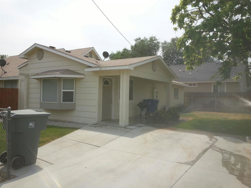 1203 Holly St, Nampa, ID 83686 - photo 1