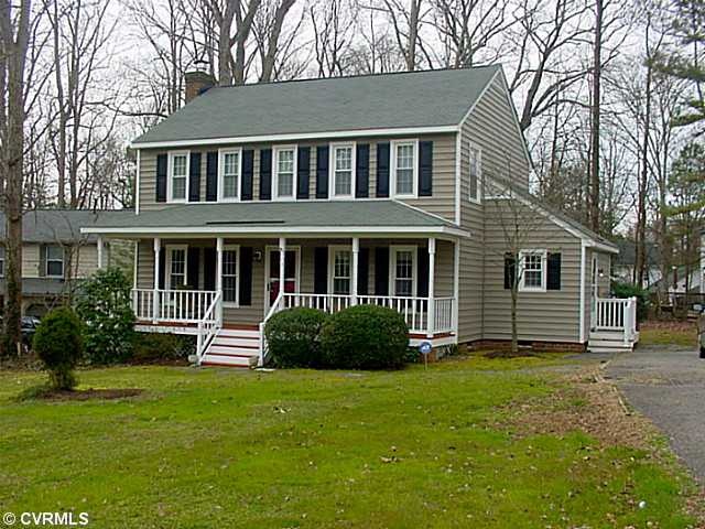 Exterior Front - Front view of 2-story home on cul