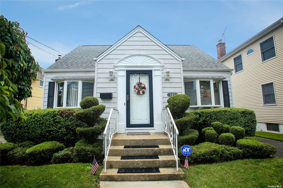 unlisted-address, Franklin Square, NY 11010 - photo 1