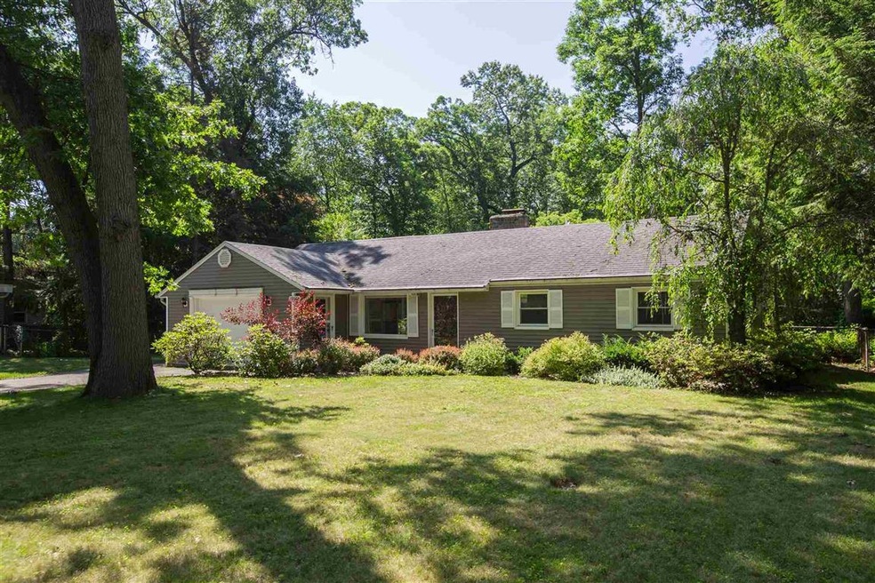 19066 S Oakmont Dr, South Bend, IN 46637 - photo 1