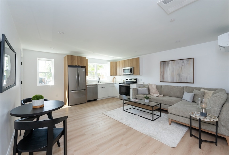 7 Kenoza Ave unit 201, Haverhill, MA 01830 - photo 1