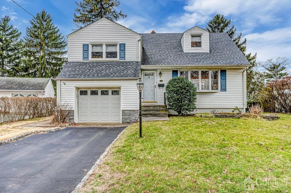 12 Center Place, Middlesex, NJ 08846 - photo 1