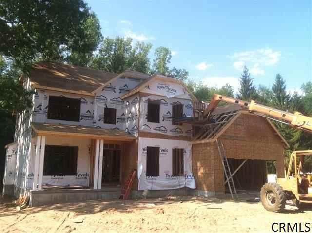 8 Frankie Ln, Clifton Park, NY 12065 - photo 1