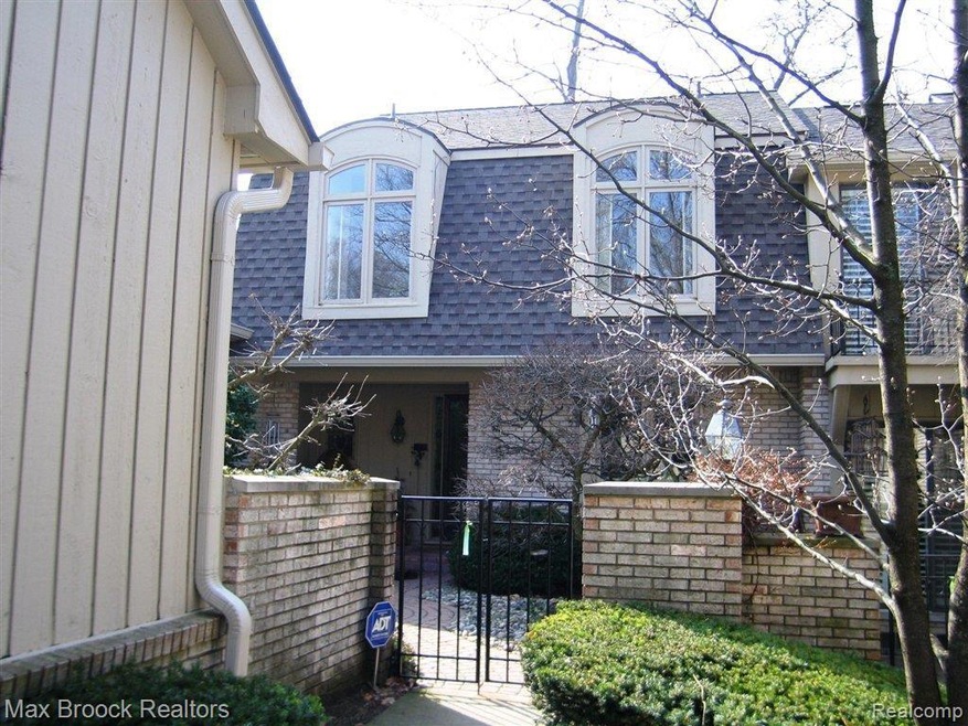 1267 GREENGLEN CT., BH.JPG