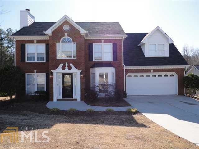4189 Duncan Ives Dr, Buford, GA 30519 - photo 1