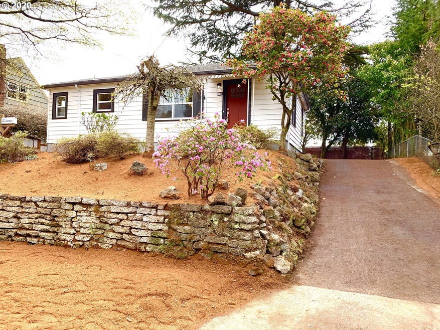 108 N Farragut St, Portland, OR 97217 - photo 1