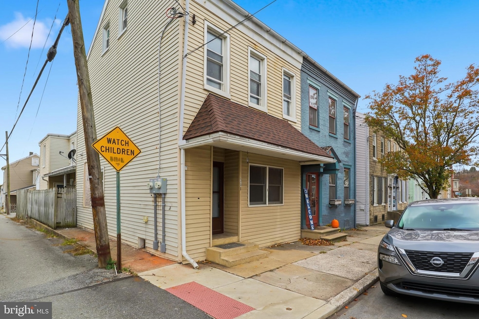 128 N 7th St, Columbia, PA 17512 - photo 1