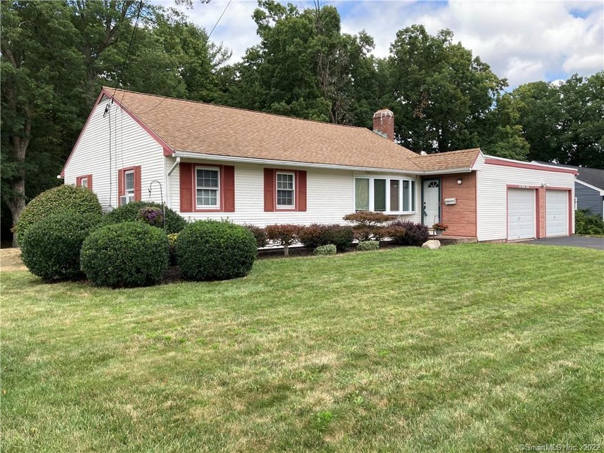 137 Barry Rd, Manchester, CT 06042 - photo 1